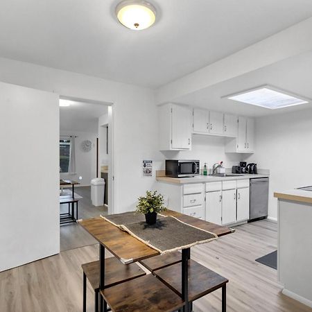 Central Bellevue House Екстериор снимка