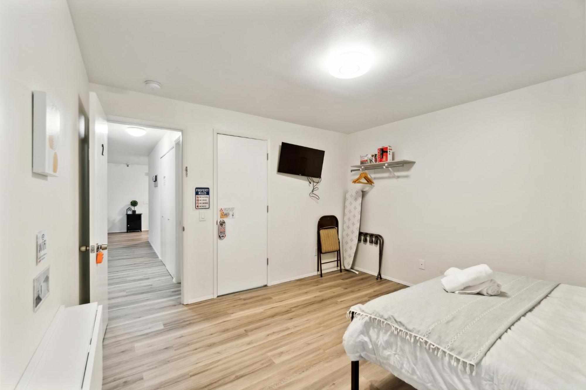 Central Bellevue House Екстериор снимка