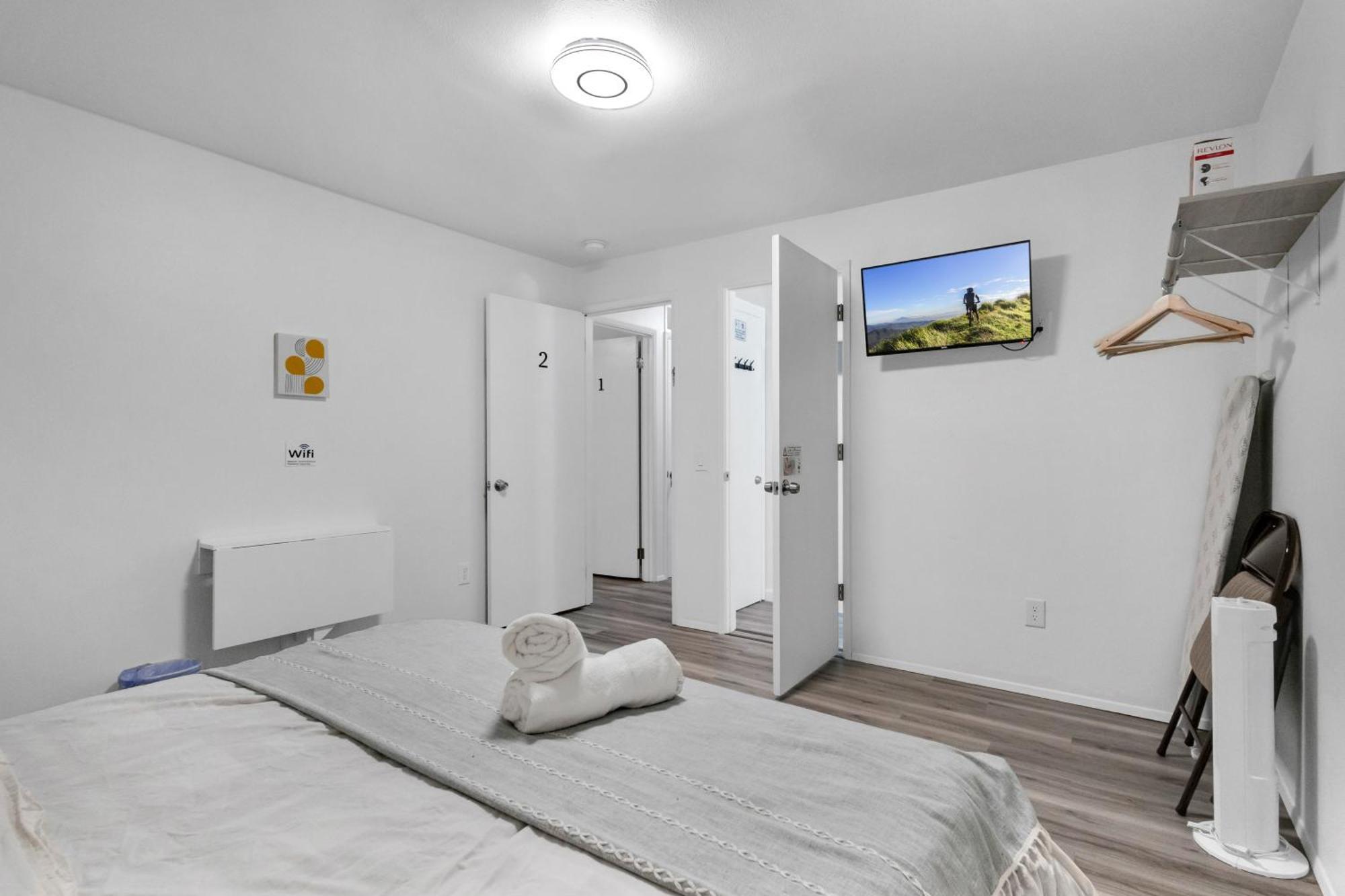 Central Bellevue House Екстериор снимка