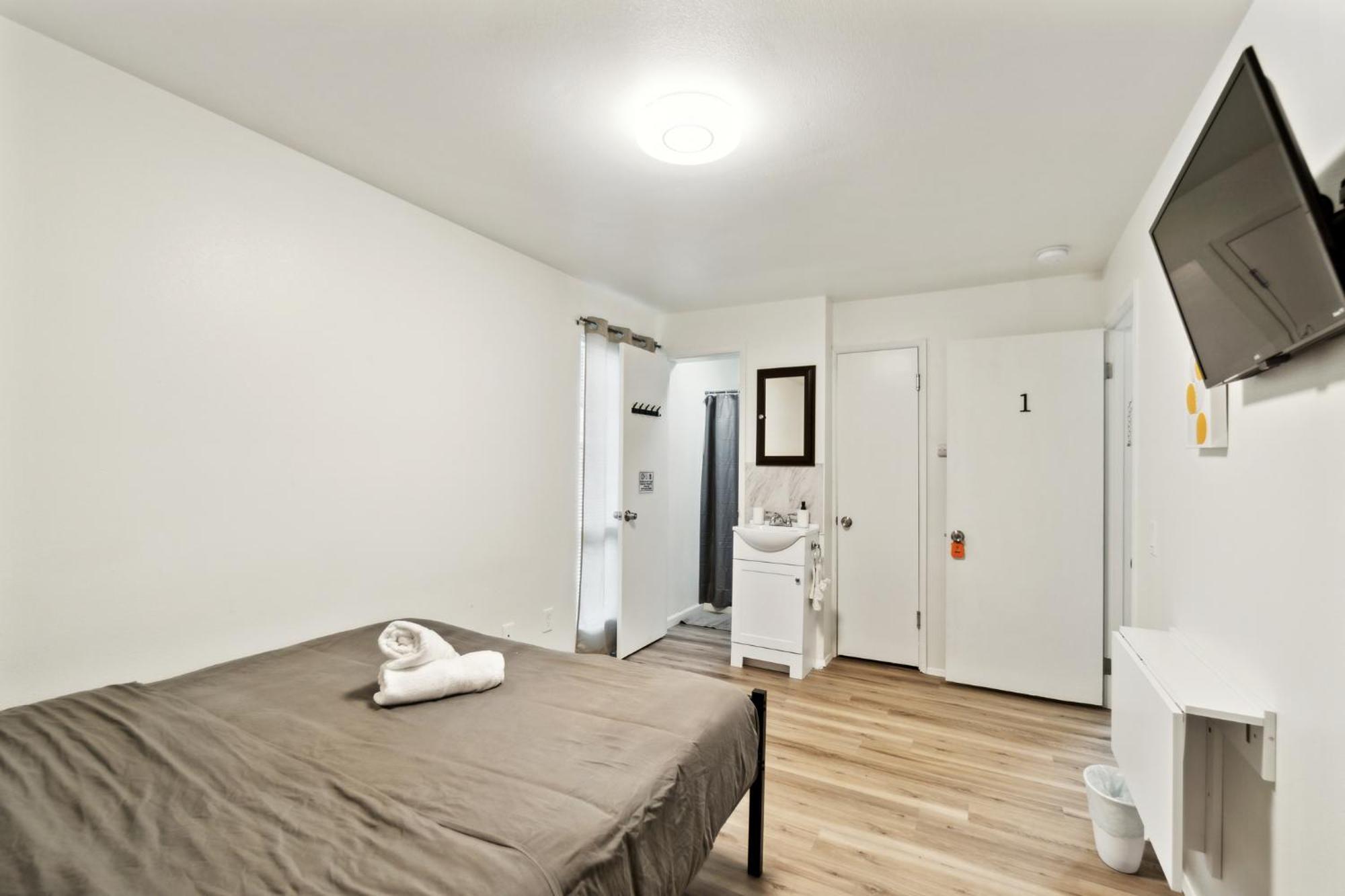 Central Bellevue House Екстериор снимка